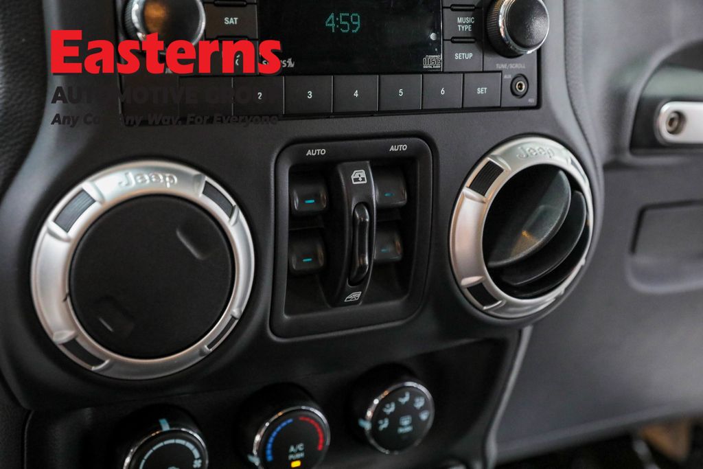 2018 Jeep Wrangler JK Unlimited Sahara Image 59 of 63