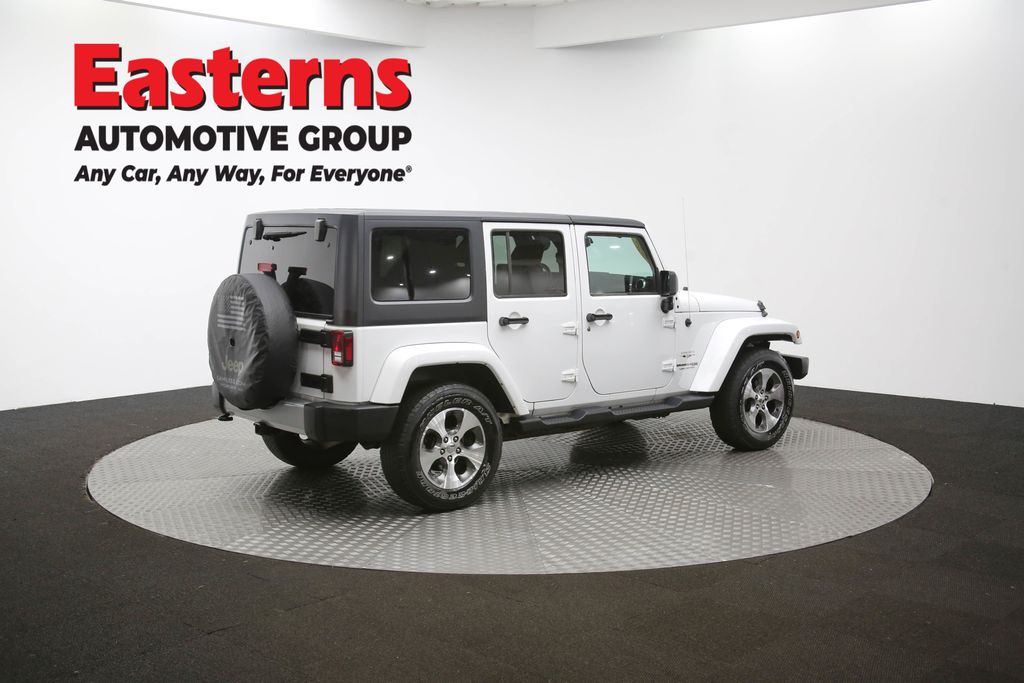 2018 Jeep Wrangler JK Unlimited Sahara Image 25 of 63