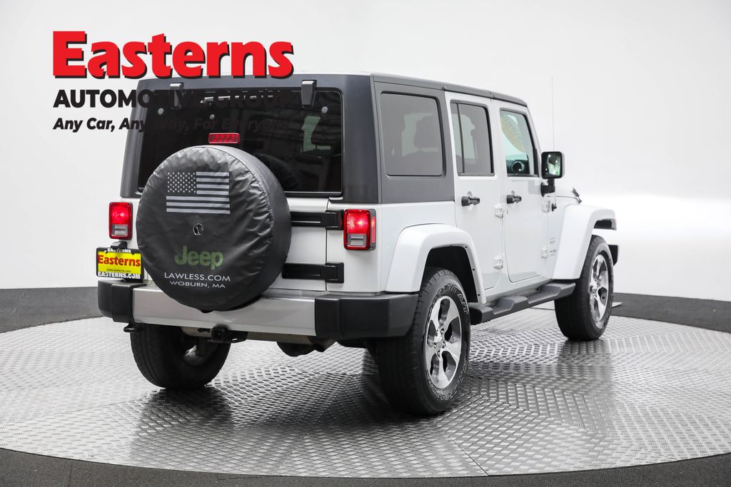 2018 Jeep Wrangler JK Unlimited Sahara Image 26 of 63