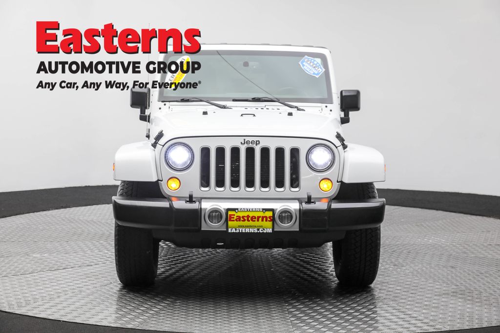 2018 Jeep Wrangler JK Unlimited Sahara Image 8 of 63