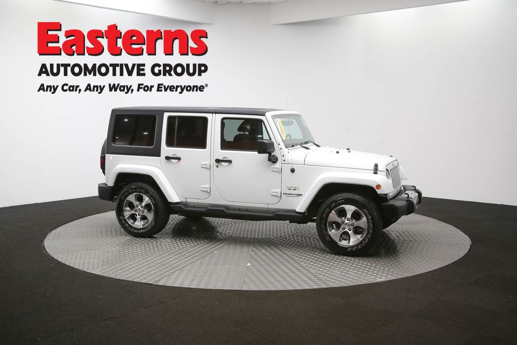 2018 Jeep Wrangler JK Unlimited Sahara Image 13 of 63