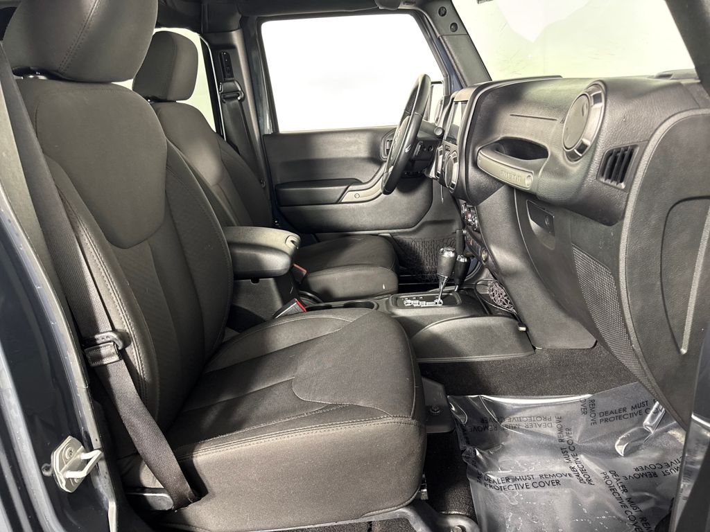 2018 Jeep Wrangler JK Unlimited Sport S Image 14 of 34