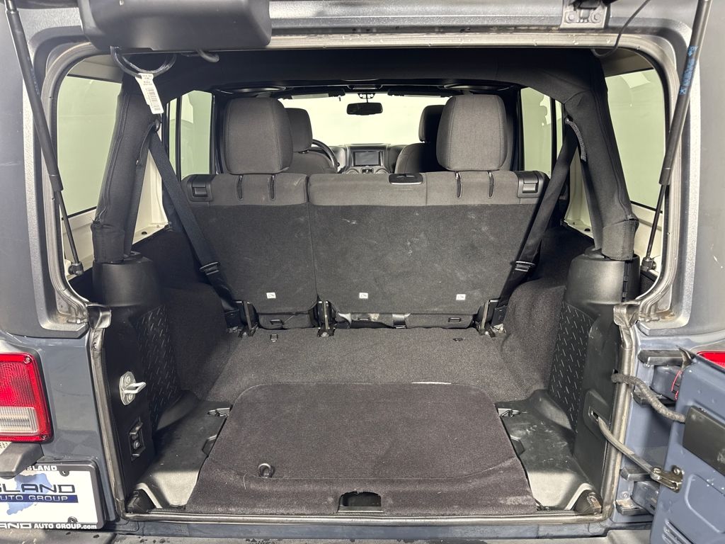 2018 Jeep Wrangler JK Unlimited Sport S Image 12 of 34