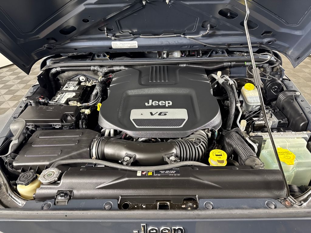 2018 Jeep Wrangler JK Unlimited Sport S Image 10 of 34