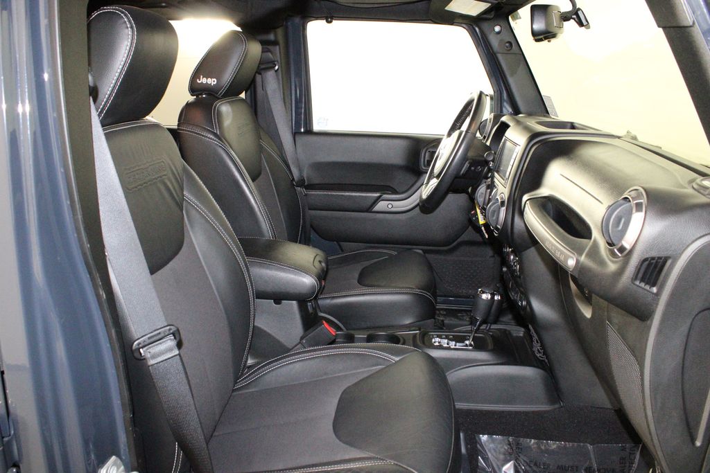 2018 Jeep Wrangler JK Unlimited Freedom Image 11 of 34