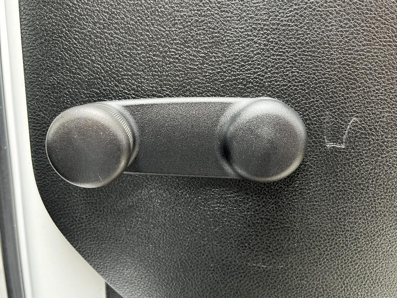 Vehicle image 52 of 63
