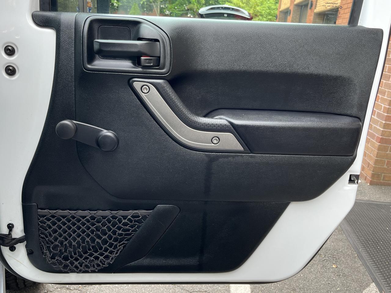 Vehicle image 42 of 63