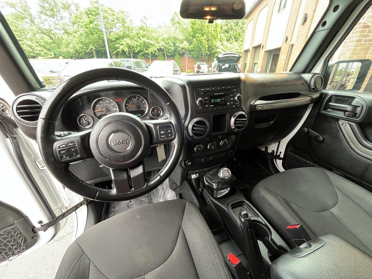 Vehicle image 27 of 63
