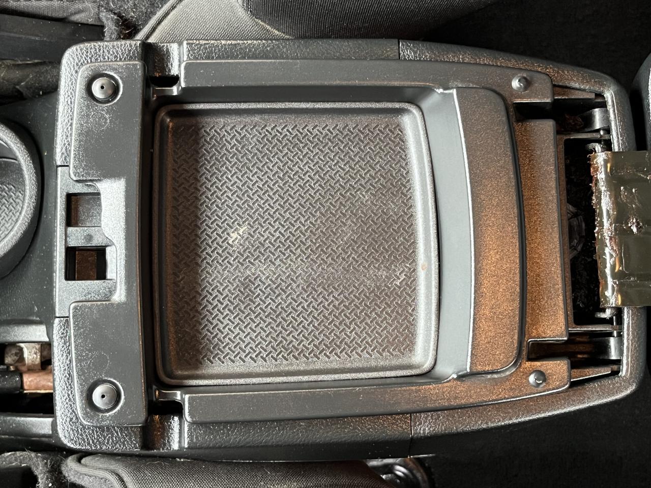 Vehicle image 40 of 63