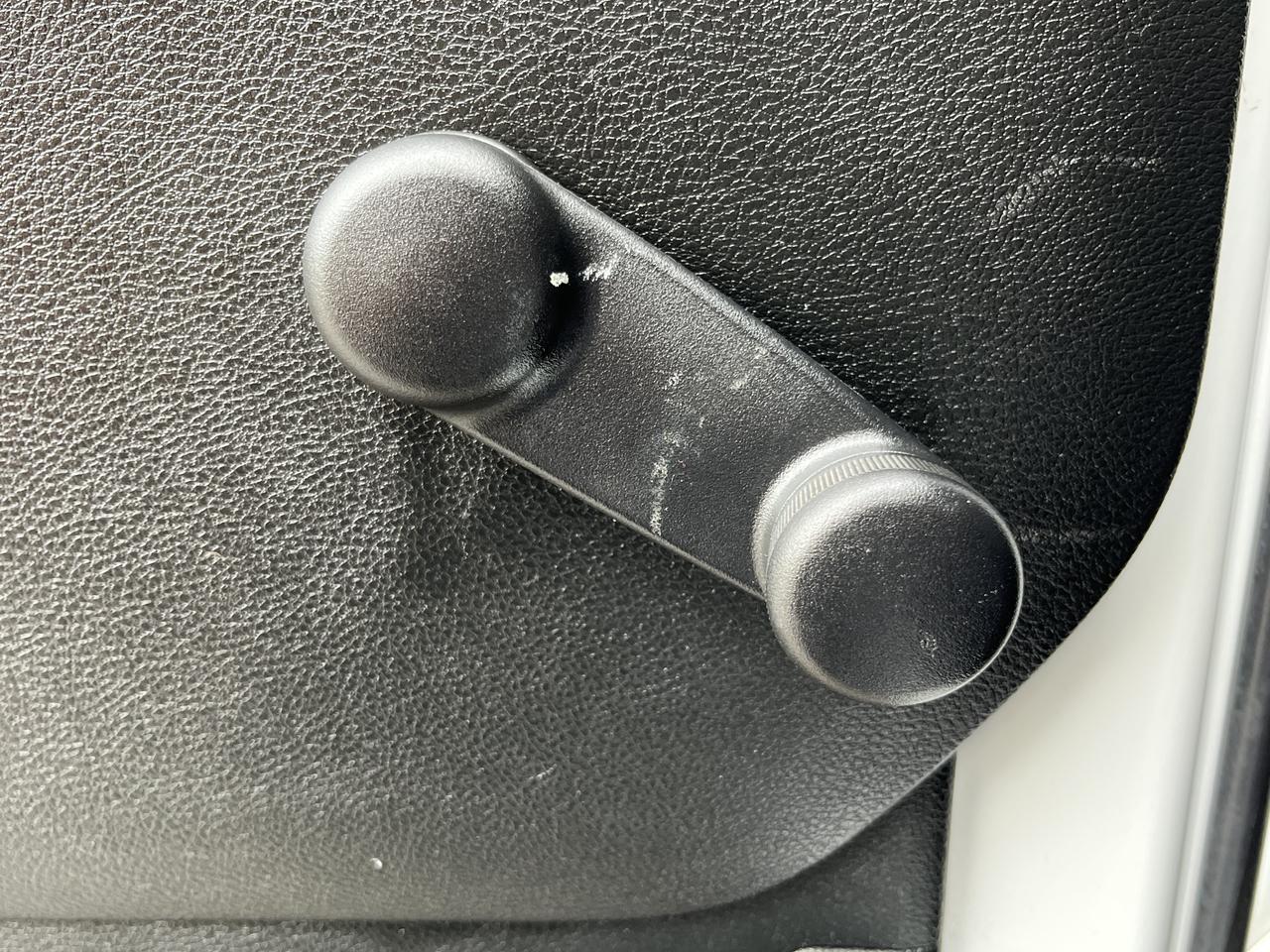 Vehicle image 60 of 63
