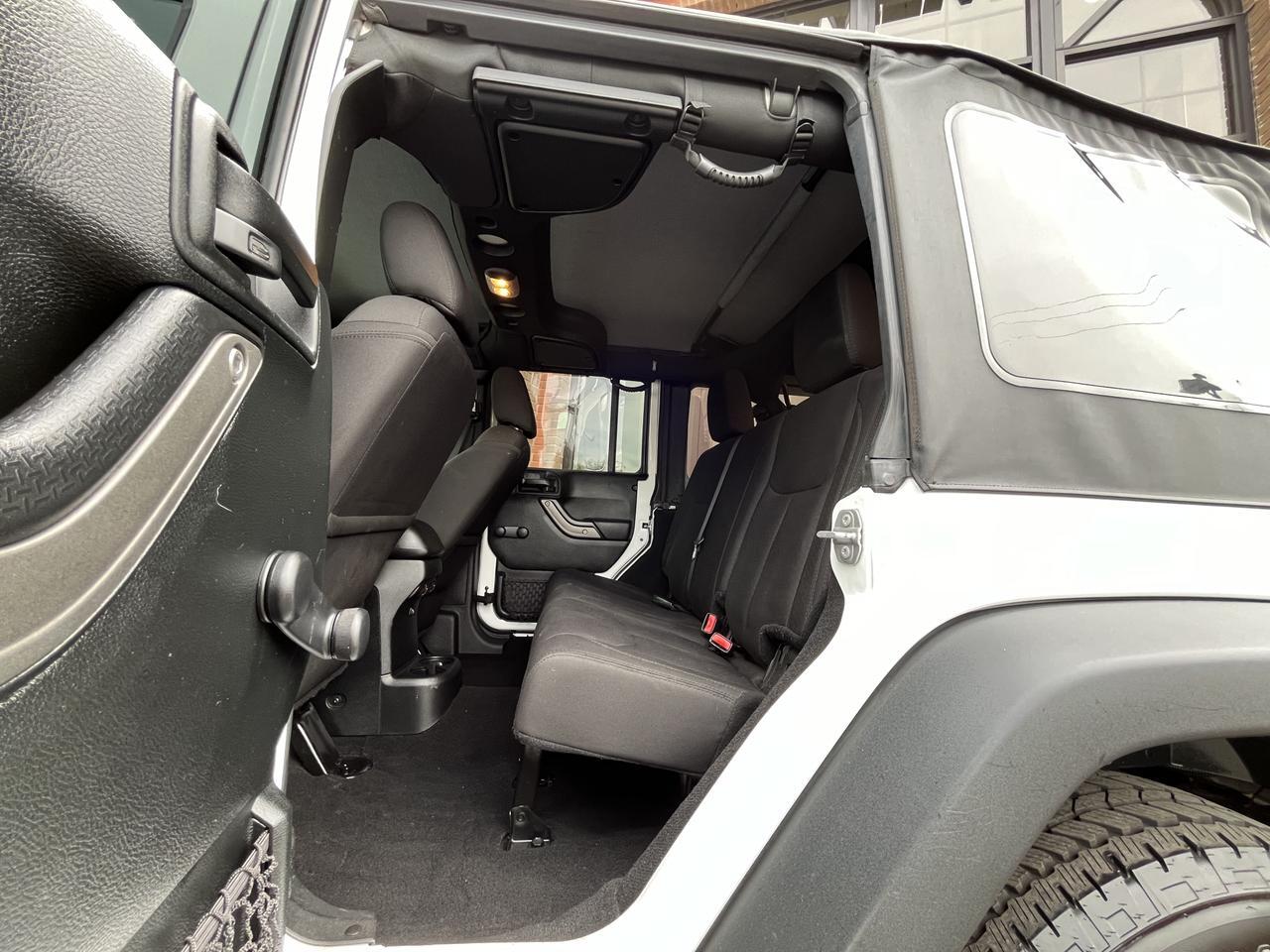 Vehicle image 62 of 63