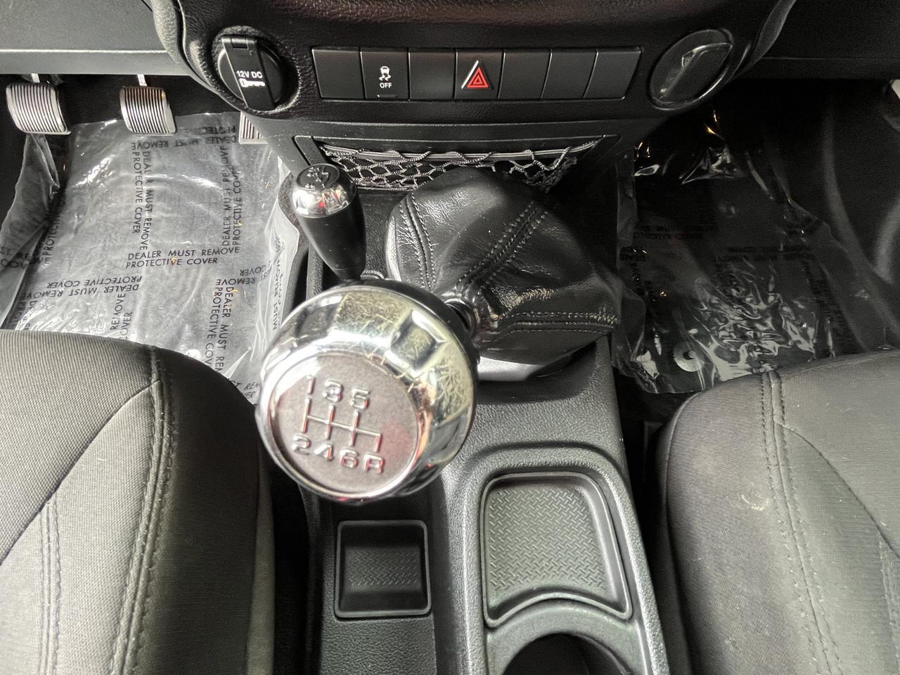 Vehicle image 37 of 63