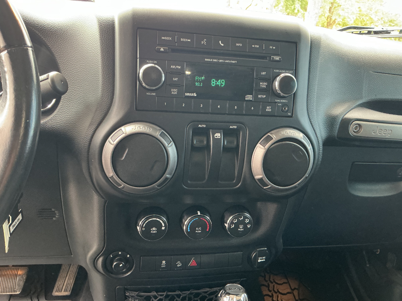 2018 Jeep Wrangler JK Willys Wheeler W Image 12 of 20