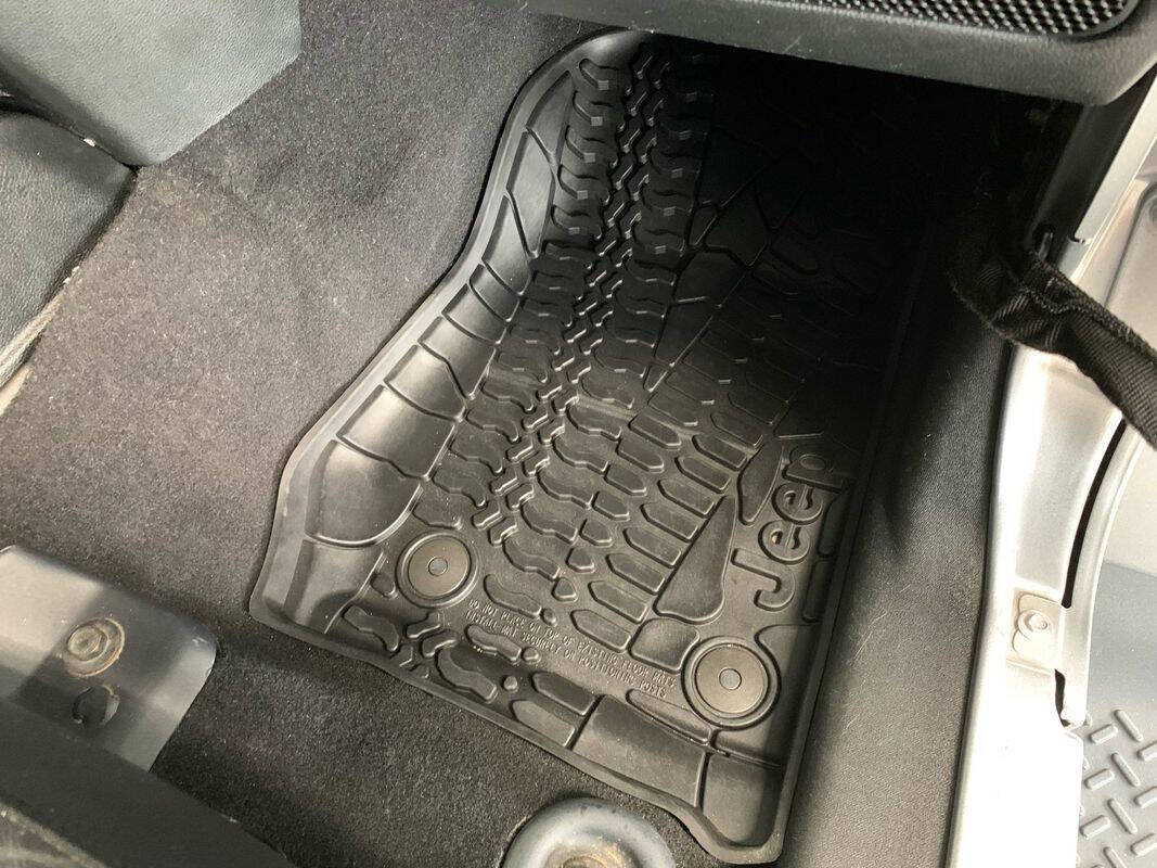 2018 Jeep Wrangler JK Unlimited Altitude Image 27 of 47