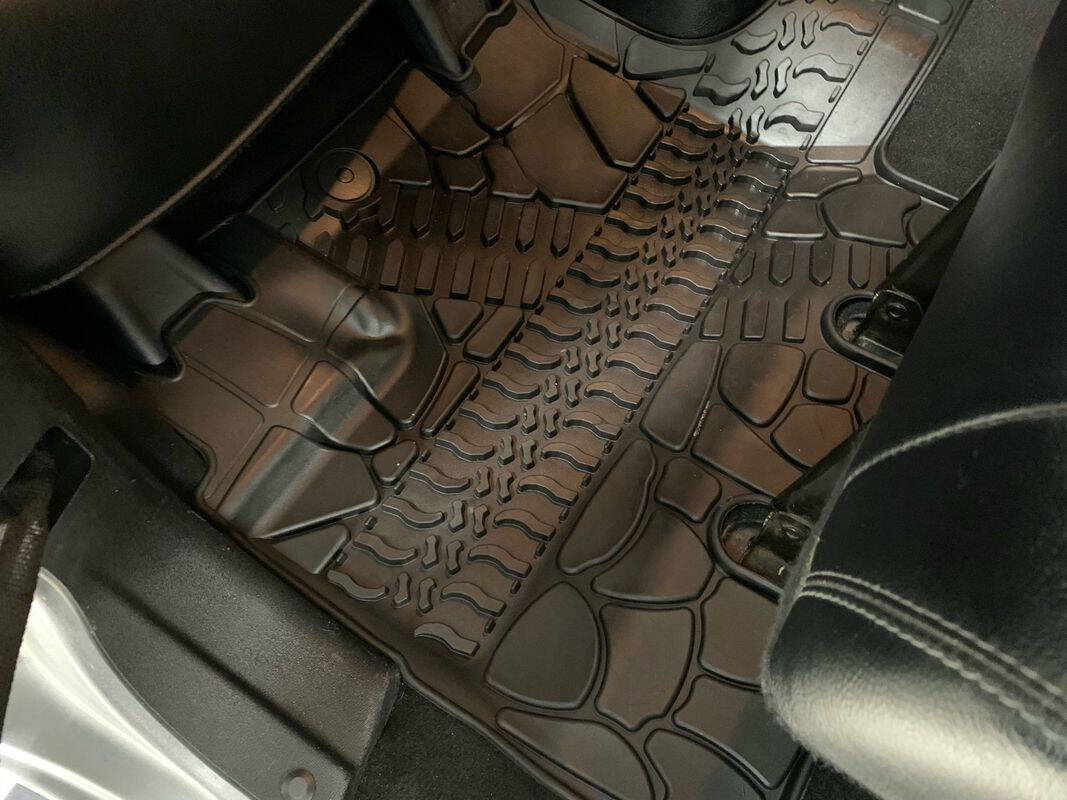 2018 Jeep Wrangler JK Unlimited Altitude Image 21 of 47