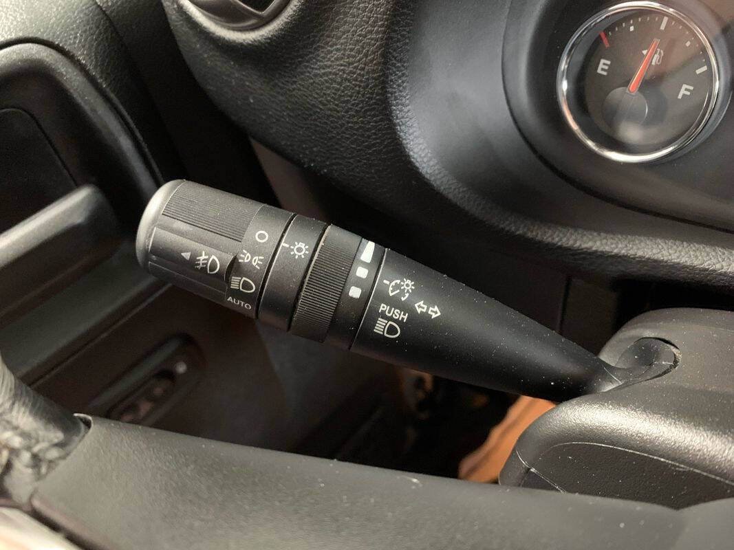 2018 Jeep Wrangler JK Unlimited Altitude Image 33 of 47