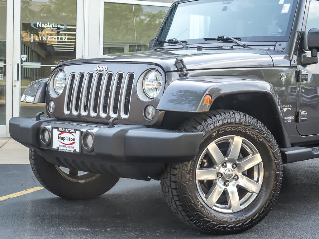 2018 Jeep Wrangler JK Unlimited Sahara Image 2 of 25