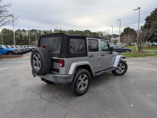2018 Jeep Wrangler JK Unlimited Sahara Image 4 of 27