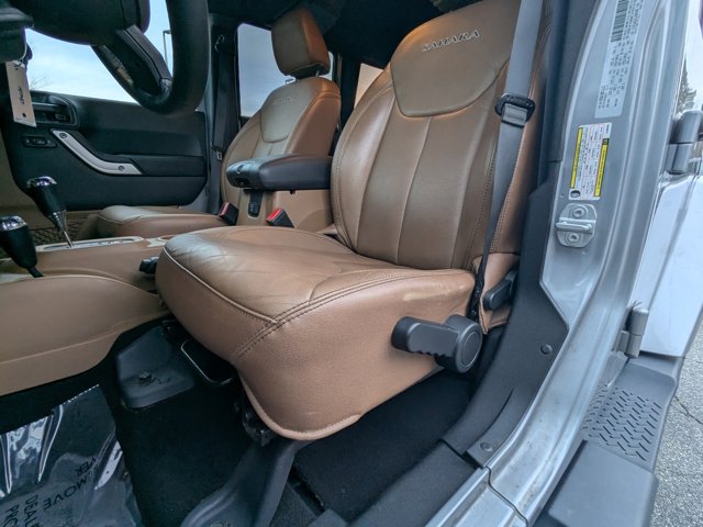 2018 Jeep Wrangler JK Unlimited Sahara Image 10 of 27