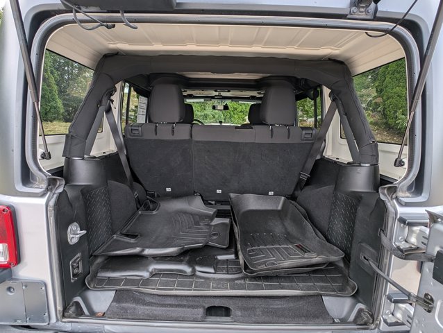 2018 Jeep Wrangler JK Unlimited Sport S Image 10 of 29