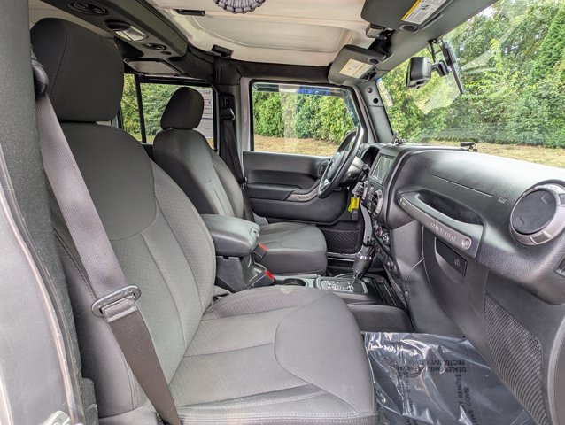 2018 Jeep Wrangler JK Unlimited Sport S Image 15 of 29