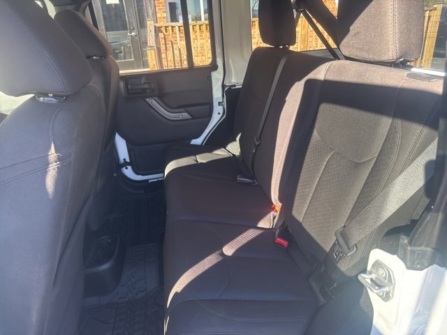 2018 Jeep Wrangler JK Unlimited Sport S Image 5 of 10