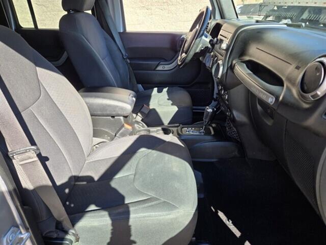 2018 Jeep Wrangler JK Unlimited Sport S Image 16 of 32