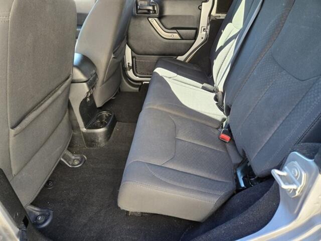 2018 Jeep Wrangler JK Unlimited Sport S Image 18 of 32