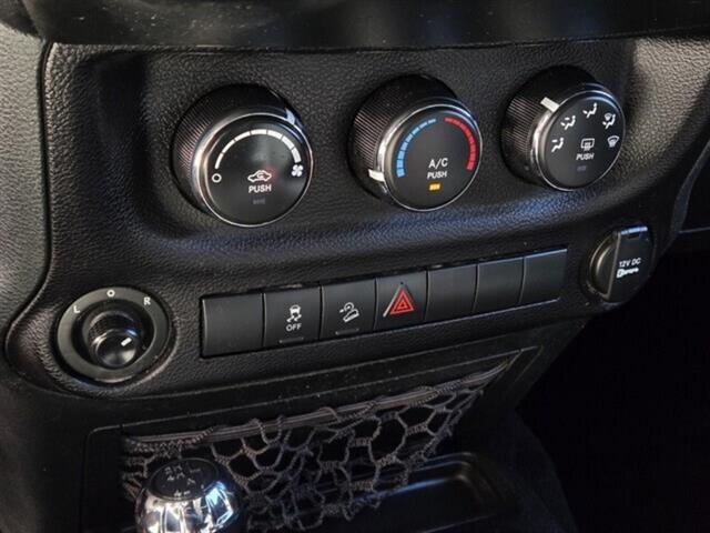 2018 Jeep Wrangler JK Unlimited Sport S Image 31 of 32