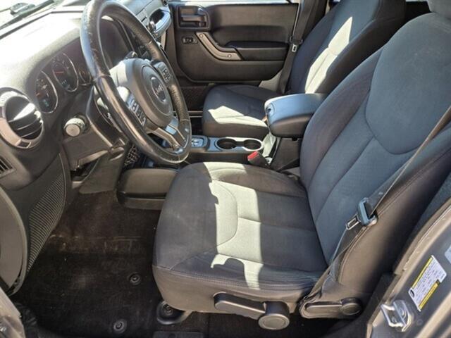 2018 Jeep Wrangler JK Unlimited Sport S Image 17 of 32