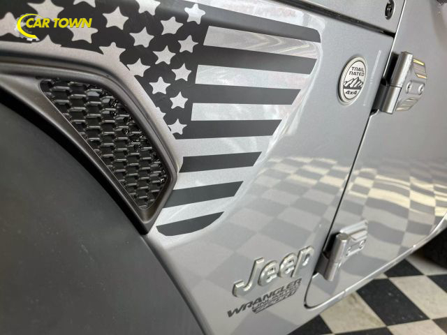 Vehicle image 22 of 41