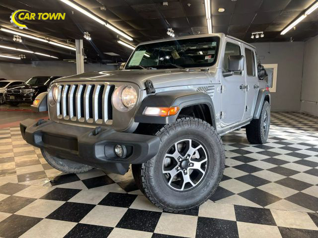 Vehicle image 16 of 41