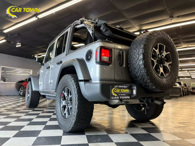 Vehicle image 12 of 41