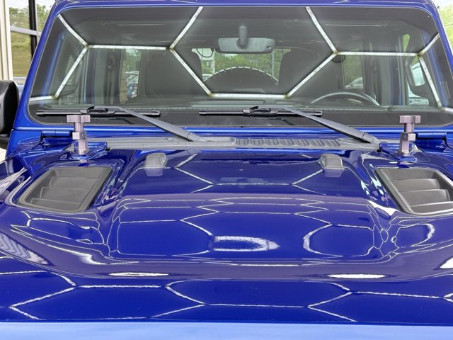 Vehicle image 112 of 150