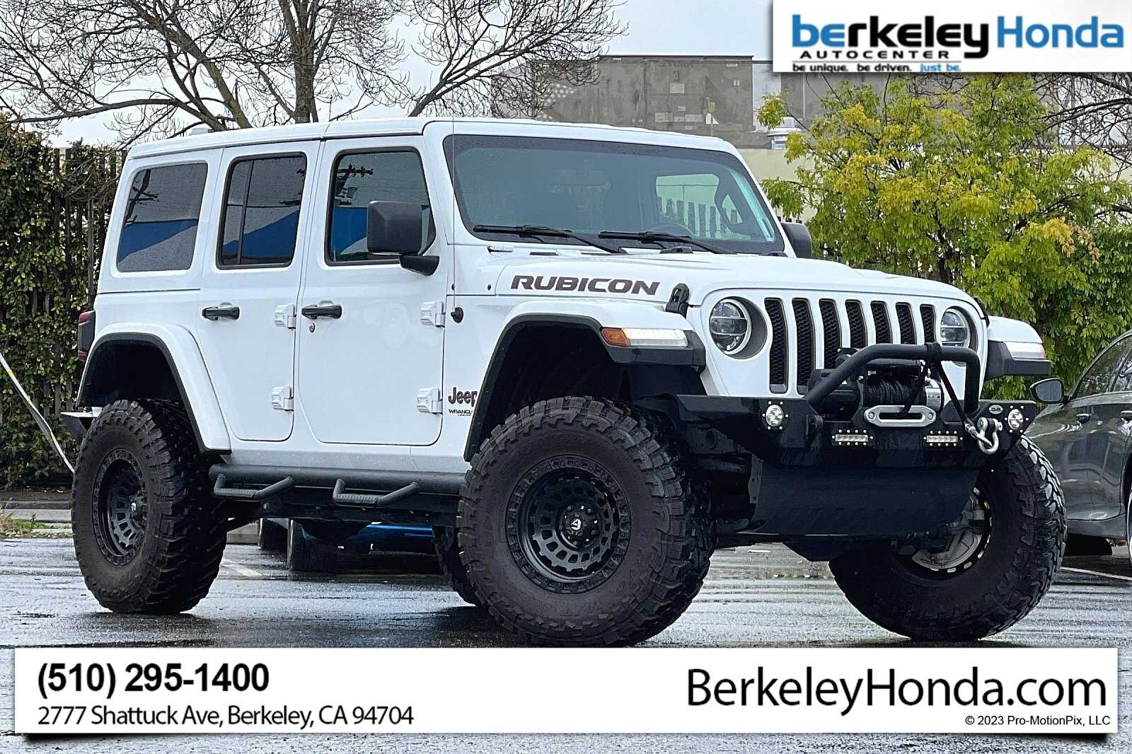 Vehicle image 3 of 25