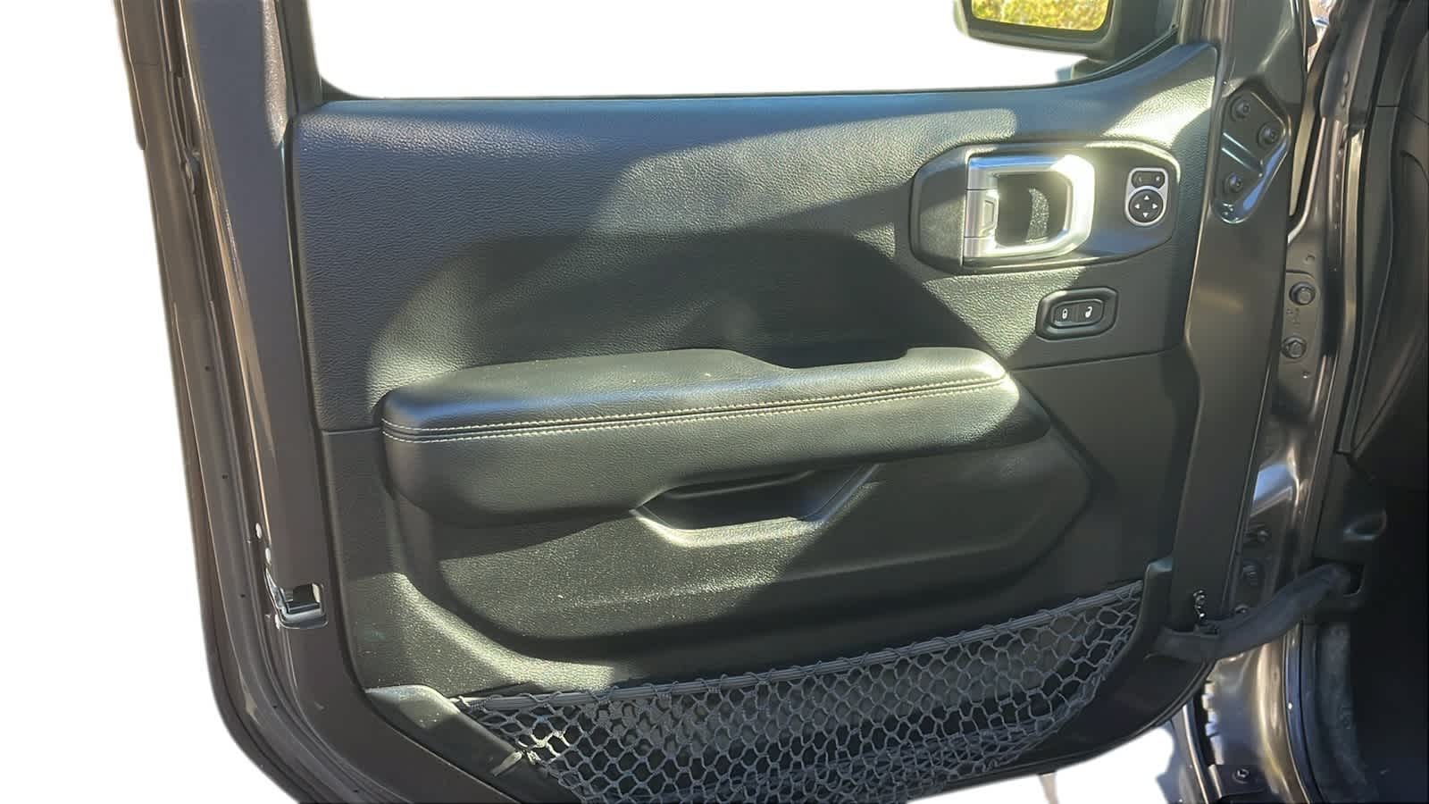 2018 Jeep Wrangler Unlimited Sahara Image 22 of 24