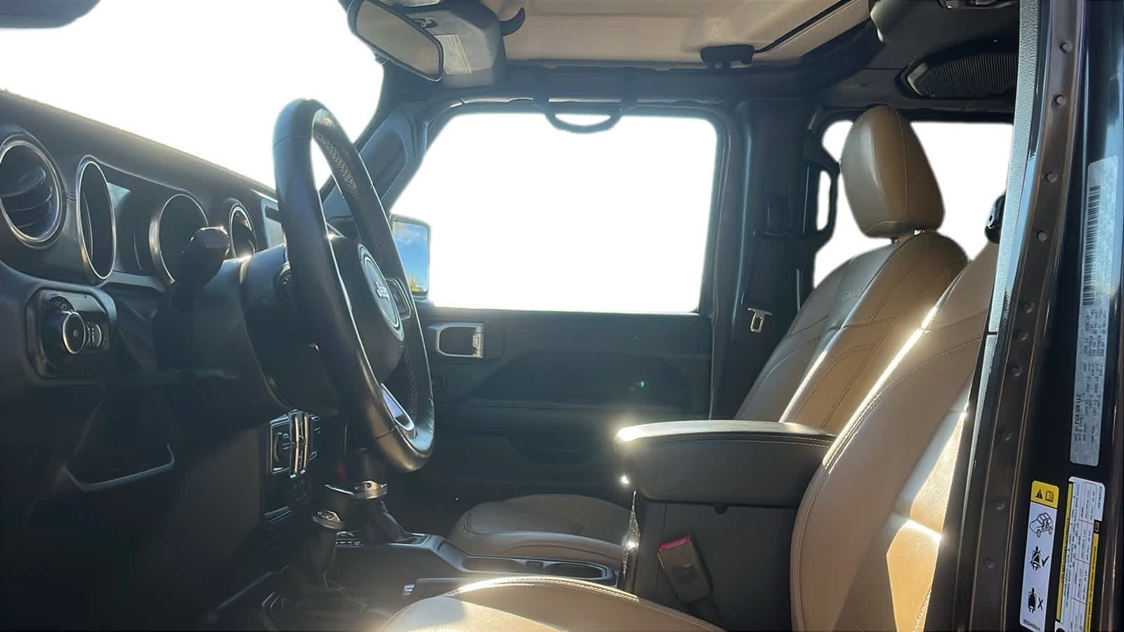 2018 Jeep Wrangler Unlimited Sahara Image 10 of 24