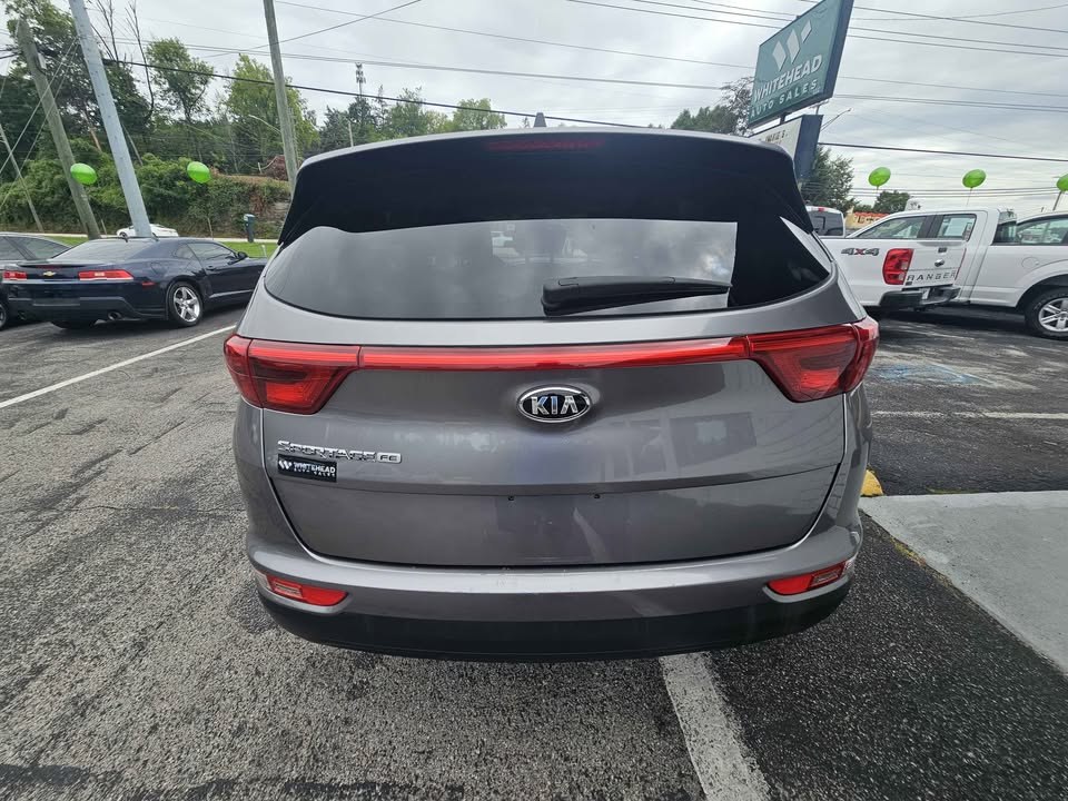 Vehicle image 7 of 14