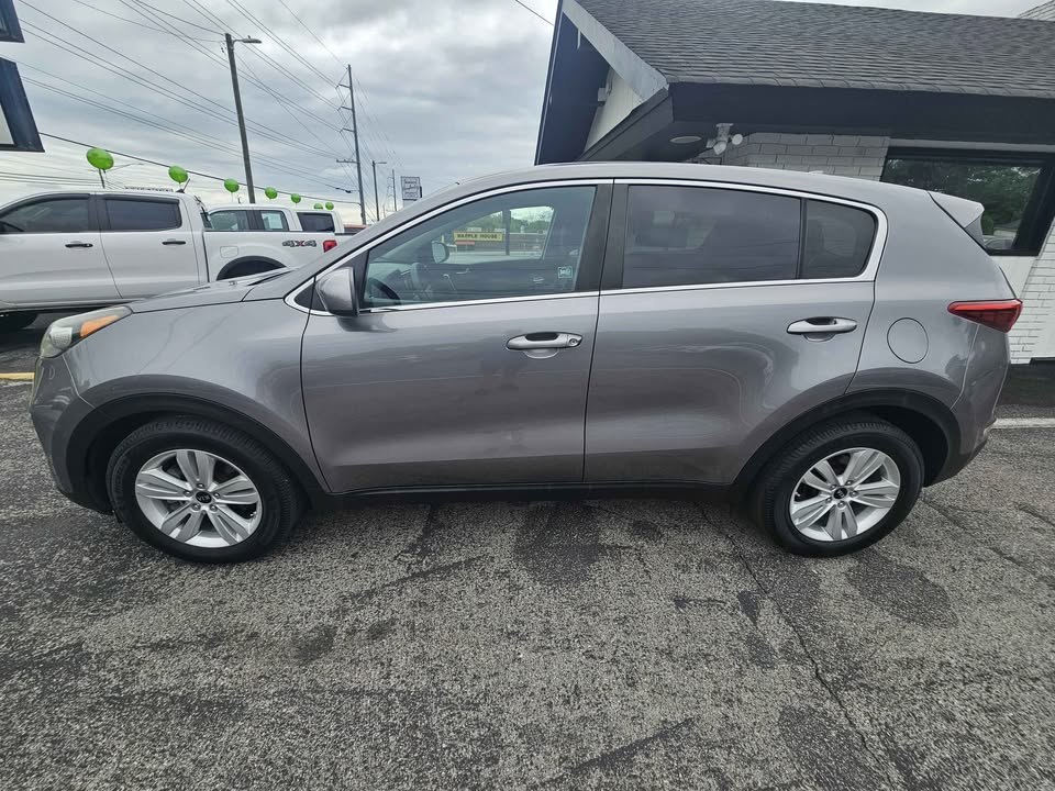 Vehicle image 5 of 14