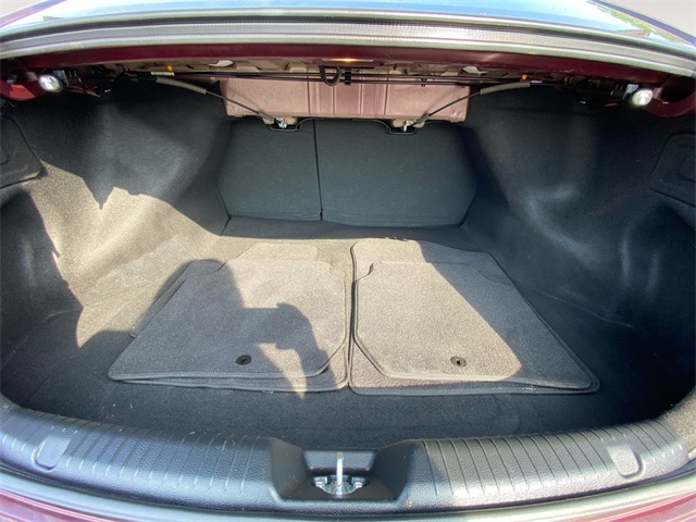 Vehicle image 15 of 32