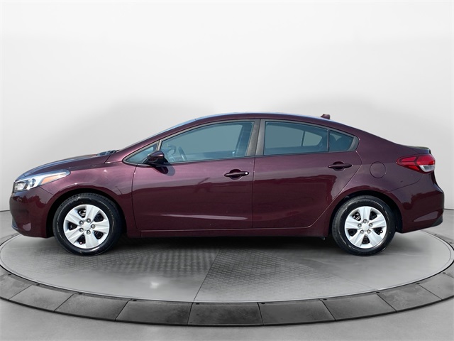 Vehicle image 8 of 32