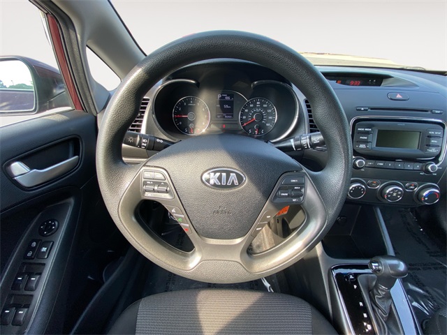 Vehicle image 22 of 32