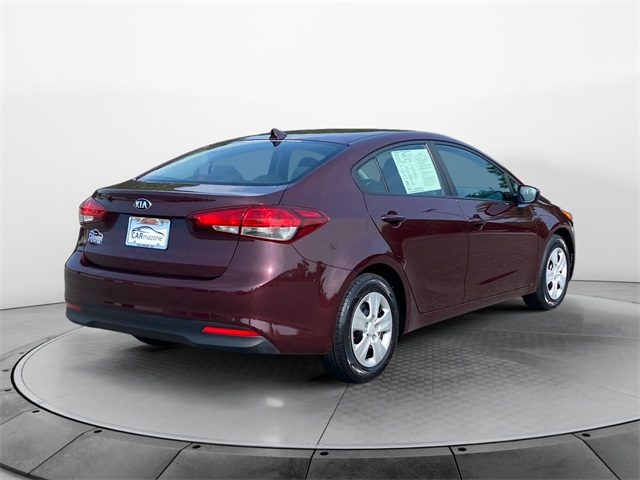 Vehicle image 5 of 32