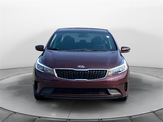 Vehicle image 2 of 32