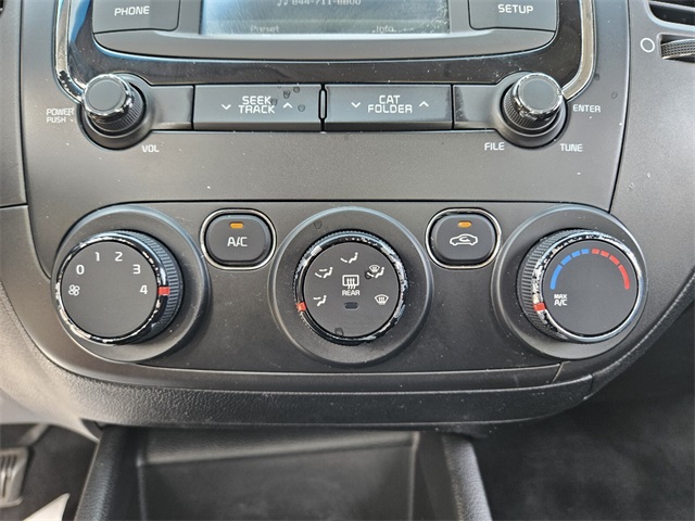 Vehicle image 22 of 30