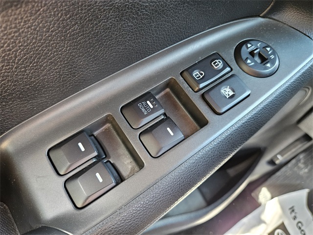 Vehicle image 29 of 30
