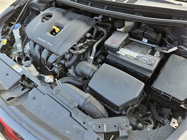 Vehicle image 17 of 30