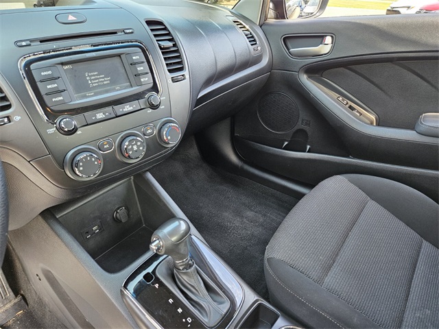 Vehicle image 19 of 30
