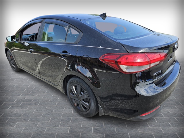 Vehicle image 5 of 30