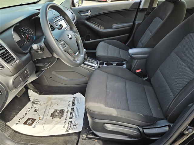 Vehicle image 8 of 30